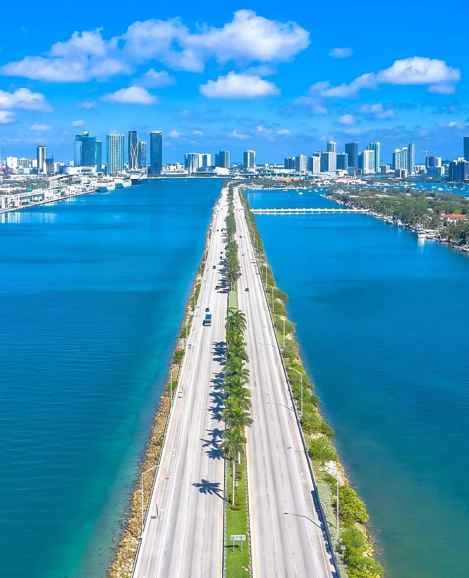 Heart Of Downtown Miami Studio Pool & Gym Lägenhet Exteriör bild